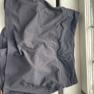 🖤🖤BLACK LULU SKIRT SIZE 2🖤🖤